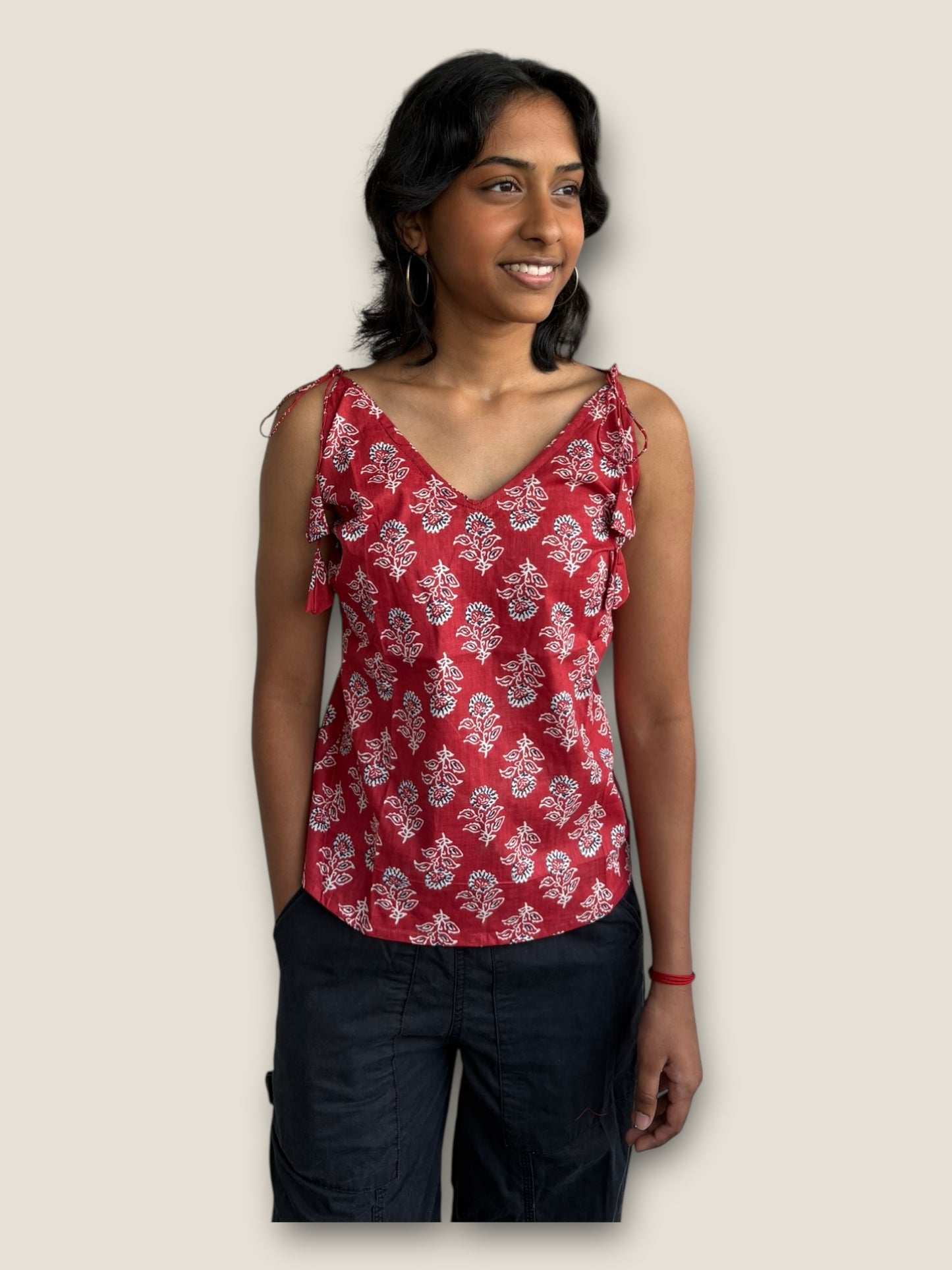 RETRO - Red tie-strap Top