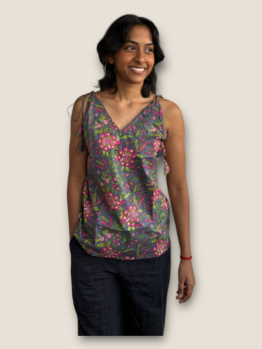 RETRO - Grey tie-strap Top